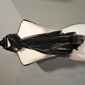 Scarf | Shimmering | Metallic | Ruffled | Sheer | Black Grey